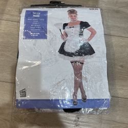 Halloween sissy, maid costume