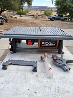 RIDGID 7 in table top wet tile saw