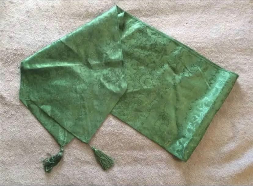 Hunter Green Silk Table Runner