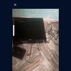 Working 18 Inch Flat Tv And Antenna $20