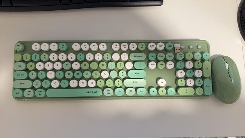 Ubotie Wireless Mouse and keyboard. 