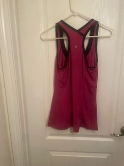 Lululemon top size 6