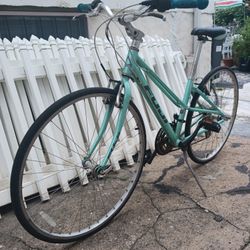 FUJI Adult Bike 27.5 " Wheels