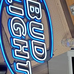 Adjustable Brightness Bud Light Light