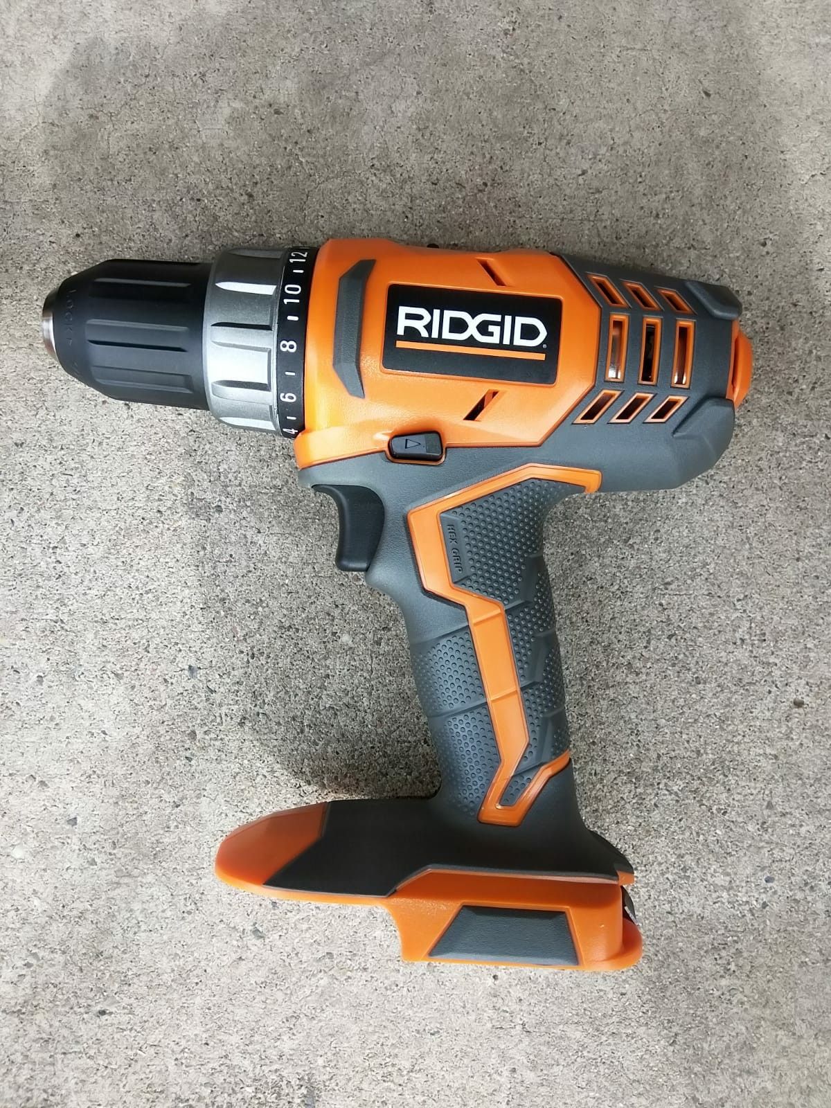 DRILL RIDGID BATTERY NOT INCLUDED