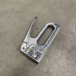 Arrow T50 Heavy Duty Manual Staple