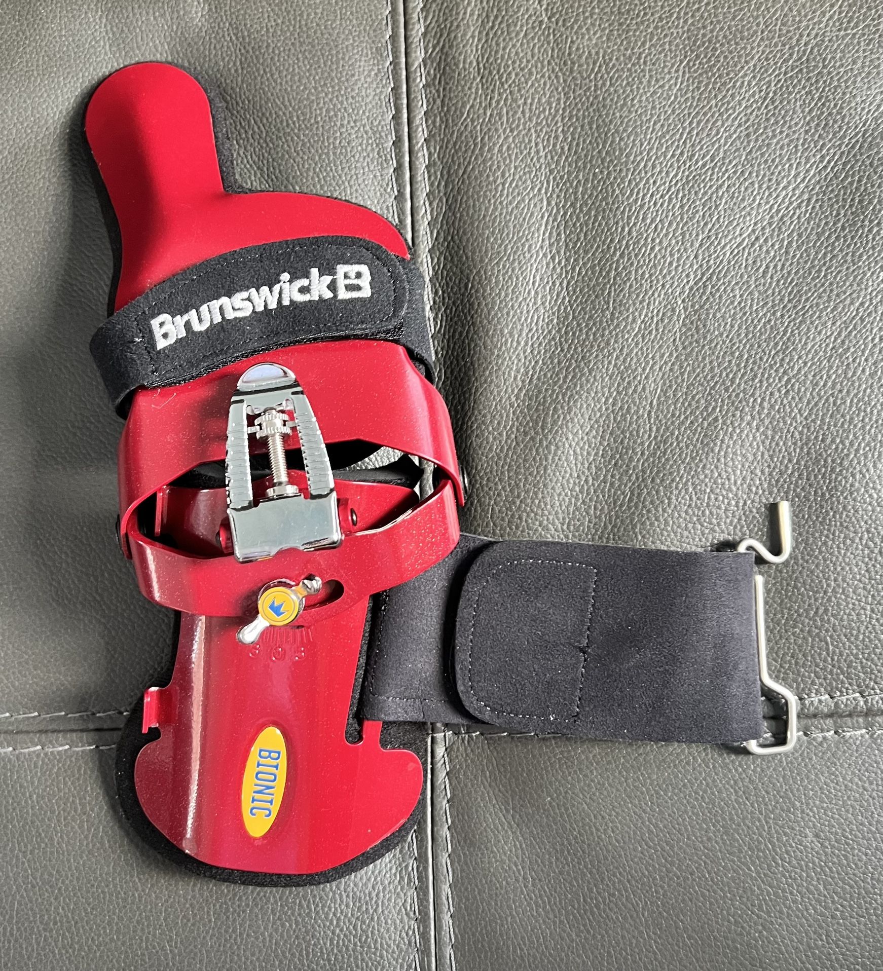 Bowling / Brunswick Bionic XF Wrist Positioner Right Hand