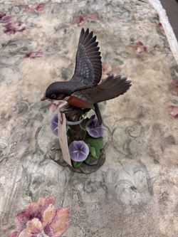 Robin Morning Glories Figurine