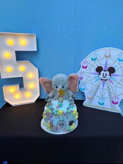 Number 5 decor