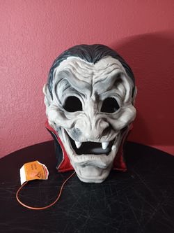 Dracula Light-Up Ceramic Monster Head Halloween Vampire Horror 13" Tall