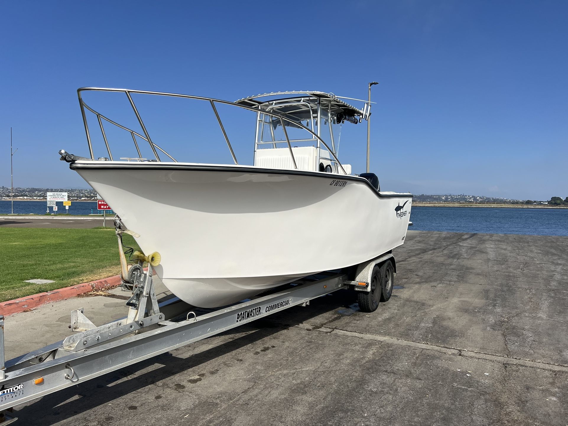 2020 Thresher 25’ CC
