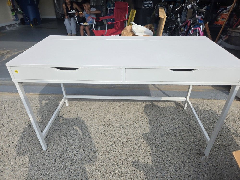 IKEA DESK, WHITE