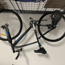 Infinity Boss Three 7 Speed 700c Men's Hybrid Bike Matte Black