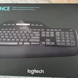 Logitech ML710 Full sized wireless keyboard and mouse