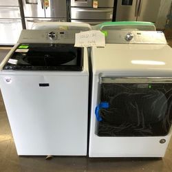 Maytag Washer/Dryer Set AN