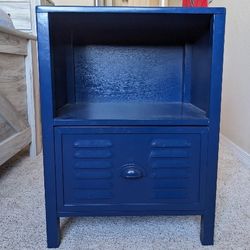 Kids 1 Drawer Nightstand, Looks Like A Sports Locker, Royal Blue 