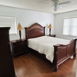 Classic Bedroom Set