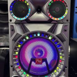 Loud Bluetooth Party Speaker. Free 🎤. Wheels And Handle