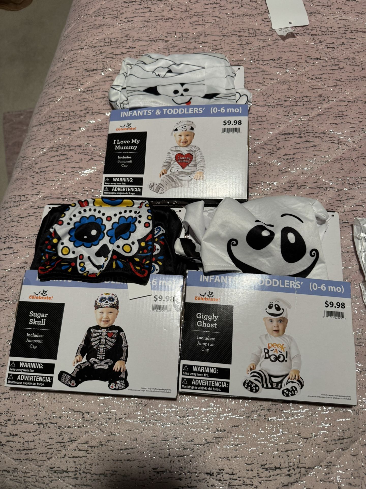 Baby Infants And Toddlers 3 Outfit Set Sugar Skull I Love My Mummy And Giggly Ghost 