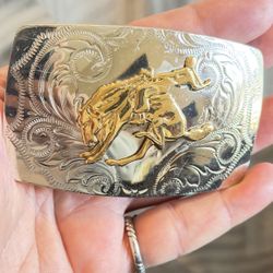 Neckle Silver Belt Buckle Depicting An Indian Worrier Riding On Horse