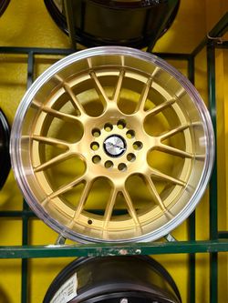 17x7.5” Shift “Crank” Wheels