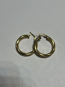 14k Gold Twist Snake Textured Hoop Earrings 