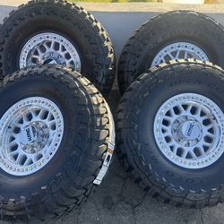 Kmc 235 Machine Beadlock 17x8.5 8x170 +0 Offset With Toyo M/T 37x13.50R17 Tires 🔥🔥🔥