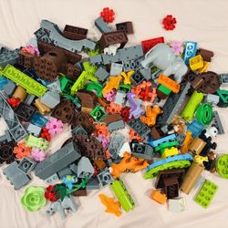 LEGO DUPLO Wild Animal Families Set 