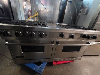 60" VIKING GAS RANGE STAINLESS STEEL