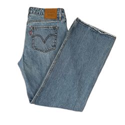 Women Levis Low Loose