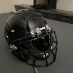 F7 football helmet