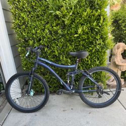 Genesis Bella Vista Bicycle 