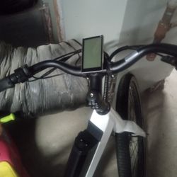 Electric Bike , Good Condition $250 Comes With Charger 
