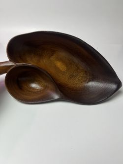 Monkey Pod Wood tray Hawaiian Kekule of Hawaii