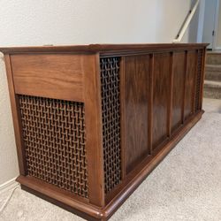 MCM Stereo Console / Record Player / Credenza