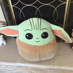 NWT Star Wars - The Child- Baby Yoda - Squishmallow