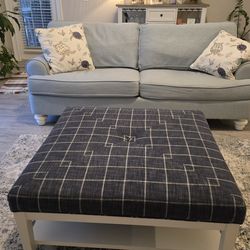 Sofa / Ottoman
