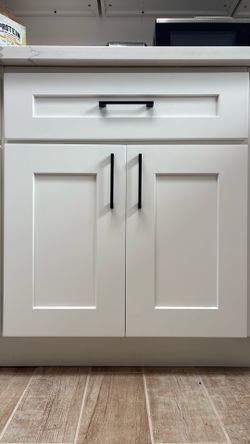 Shaker Cabinet - 30” Lower - New in Box