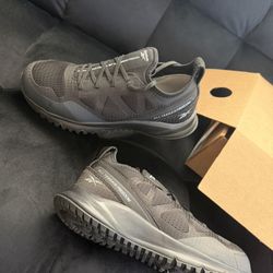 STEEL TOE SHOES REEBOK FOR MEN SIZE 9