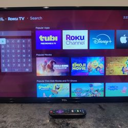TCL 32" inch 720p Roku Smart HDTV W/ Remote (MSRP: $599)