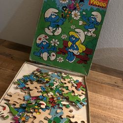 Smurf Feast Puzzle.    🧩 Wooden Vintage Puzzle 