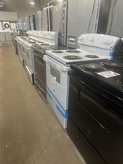 Stoves & Cooktops - Up to 40% Off