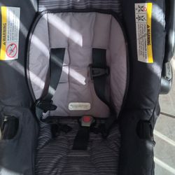 Infant Carrier With Base