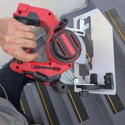 Milwaukee Battery Powered M18 Skill Saw. Brand New