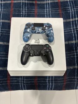 White PS4 Pro Bundle