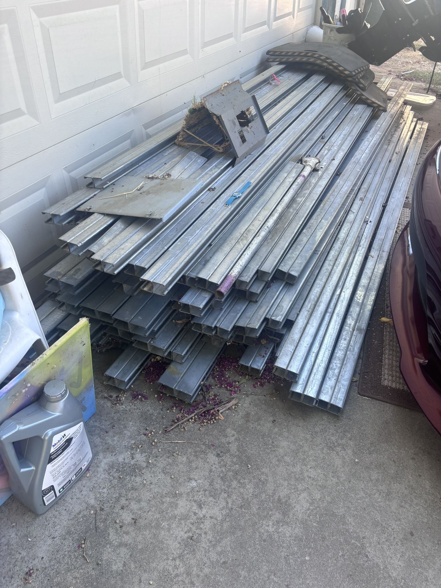 Double Strut P1000 Metal Framing