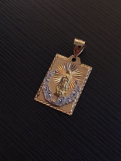 14K SOLID VIRGIN MARY PENDANT