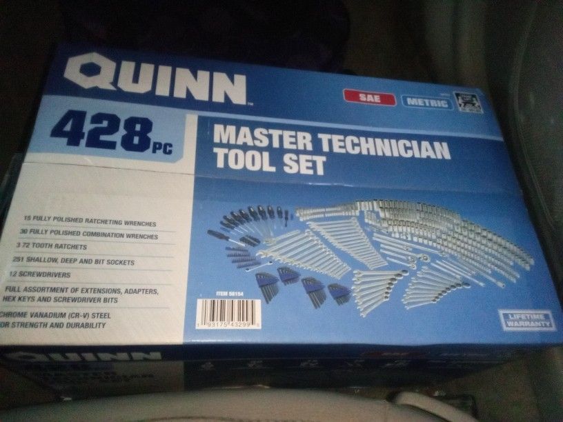 Quinn Master Mechanic Tool Set
