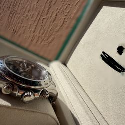 Luxury automatic watch