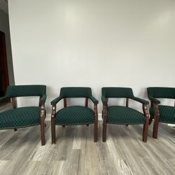 Very  Gorgeous  4 Office chairs 